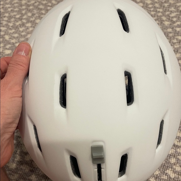SMITH NWOT Mirage SM ski helmet - Picture 12 of 16